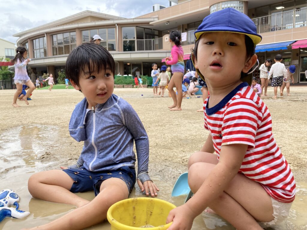 年長さん　水遊び 